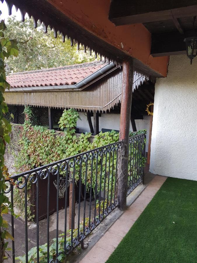 Cudoille Bed & Breakfast Armous-et-Cau Exterior photo